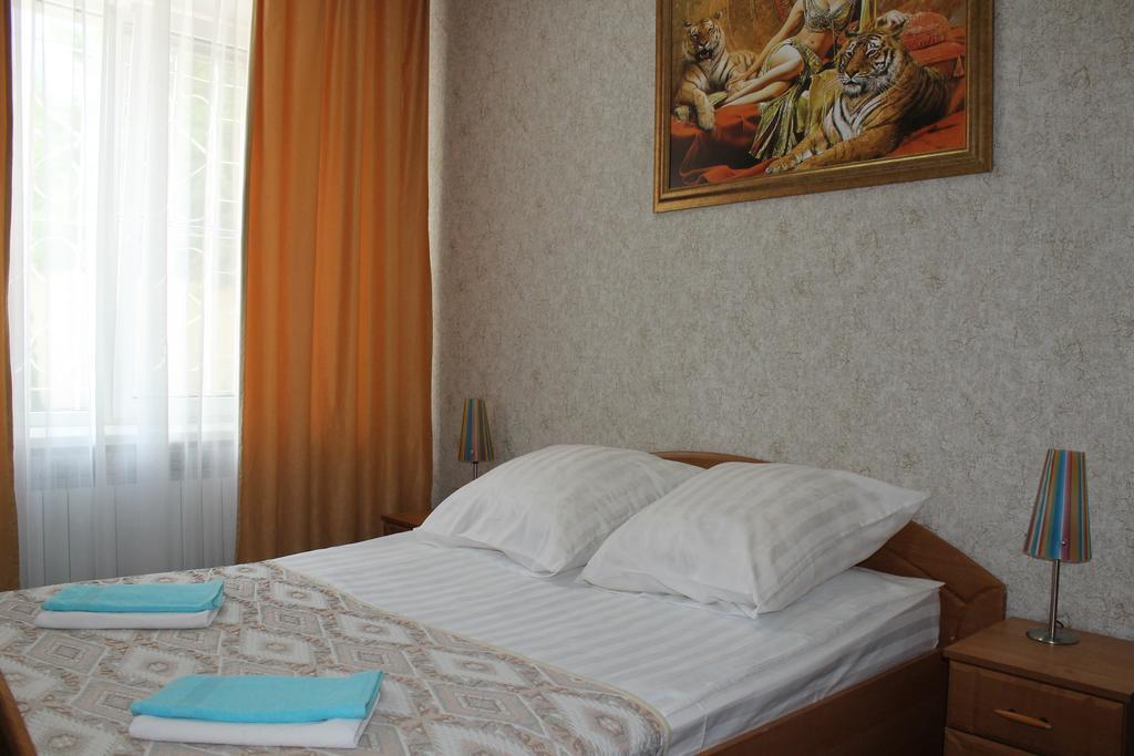 Hotel Nika Smolensk Exteriör bild